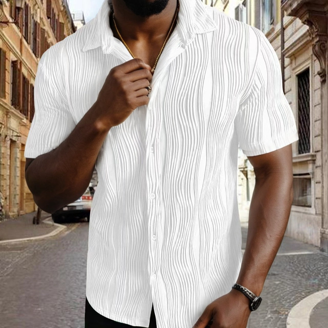 Chemise à manches courtes à texture irrégulière respirante et décontractée à la mode Homme