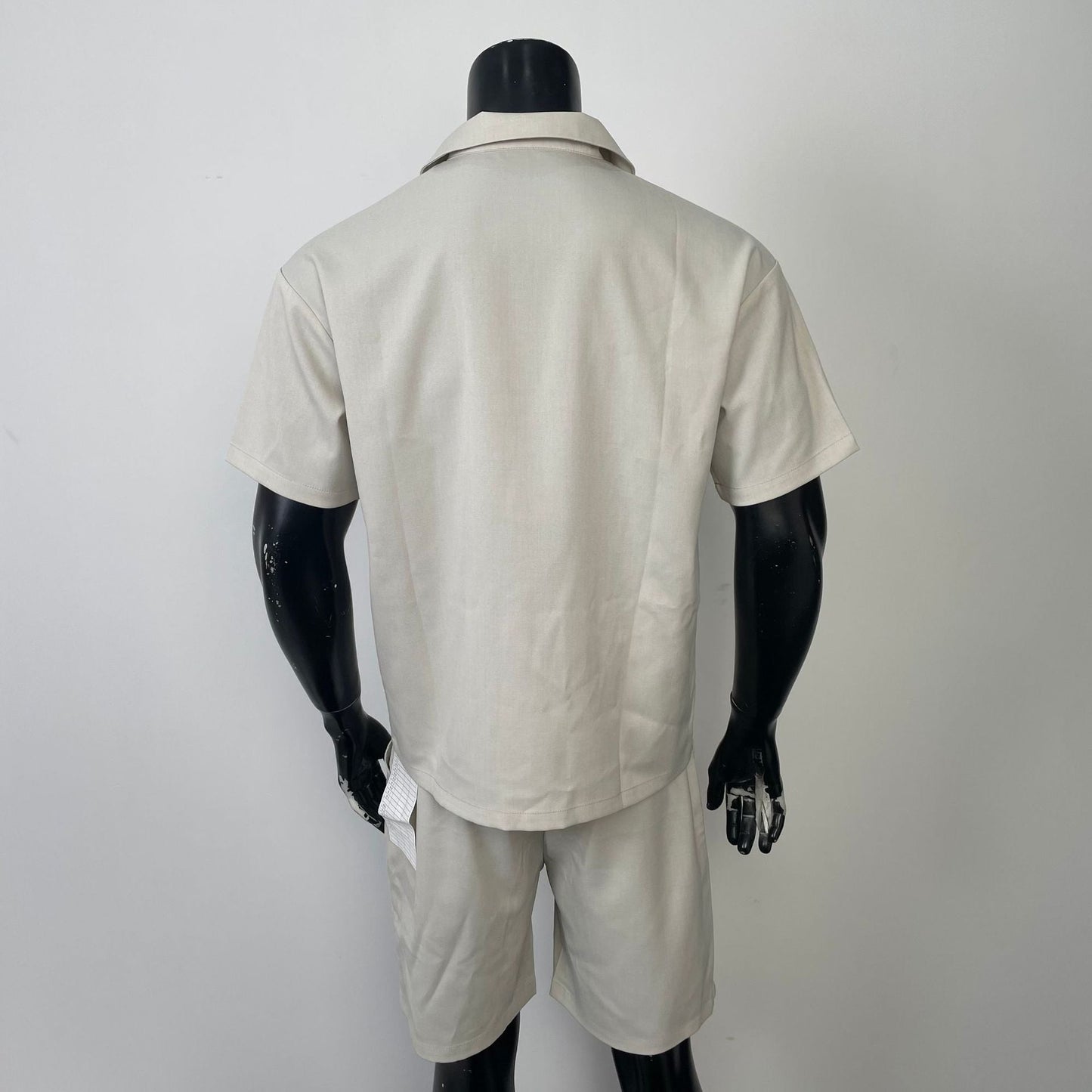 Chemise ample à manches courtes, design décontracté avec poches à revers, ensemble cinq - quarts Homme - RAPHYA