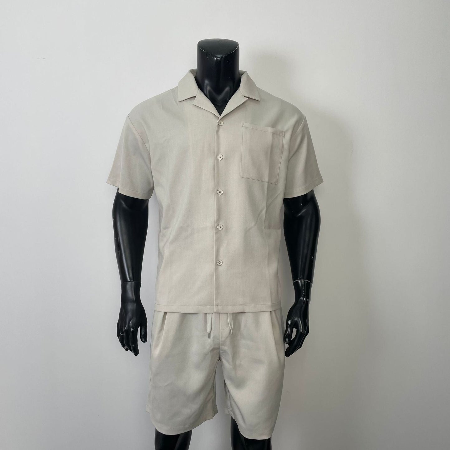 Chemise ample à manches courtes, design décontracté avec poches à revers, ensemble cinq - quarts Homme - RAPHYA