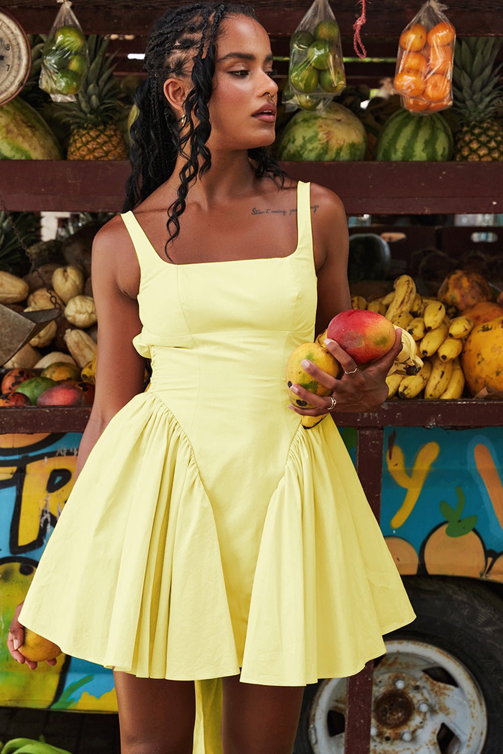 Robe à bretelles française haut de gamme, couleur unie, dos nu, avec nœud Femme - RAPHYA